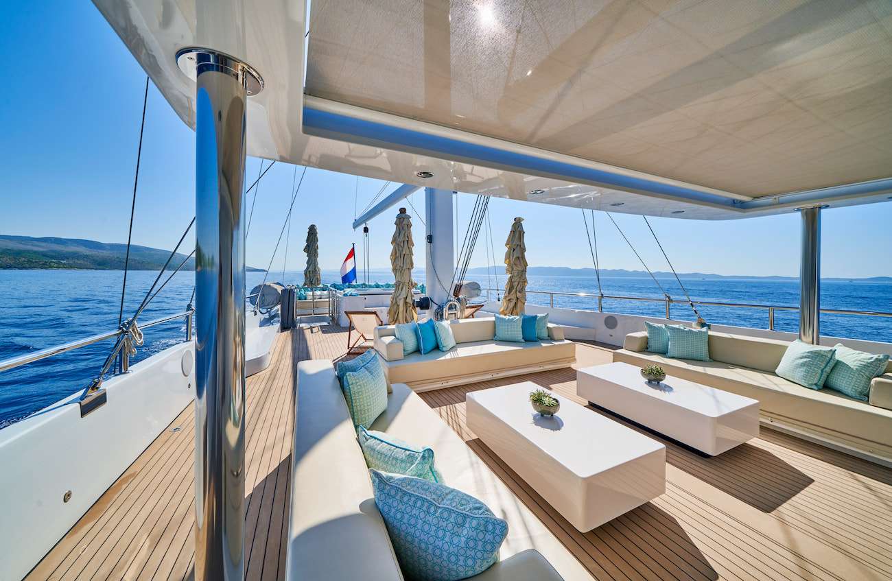 Croatia Luxury Gulet OMINA flybridge
