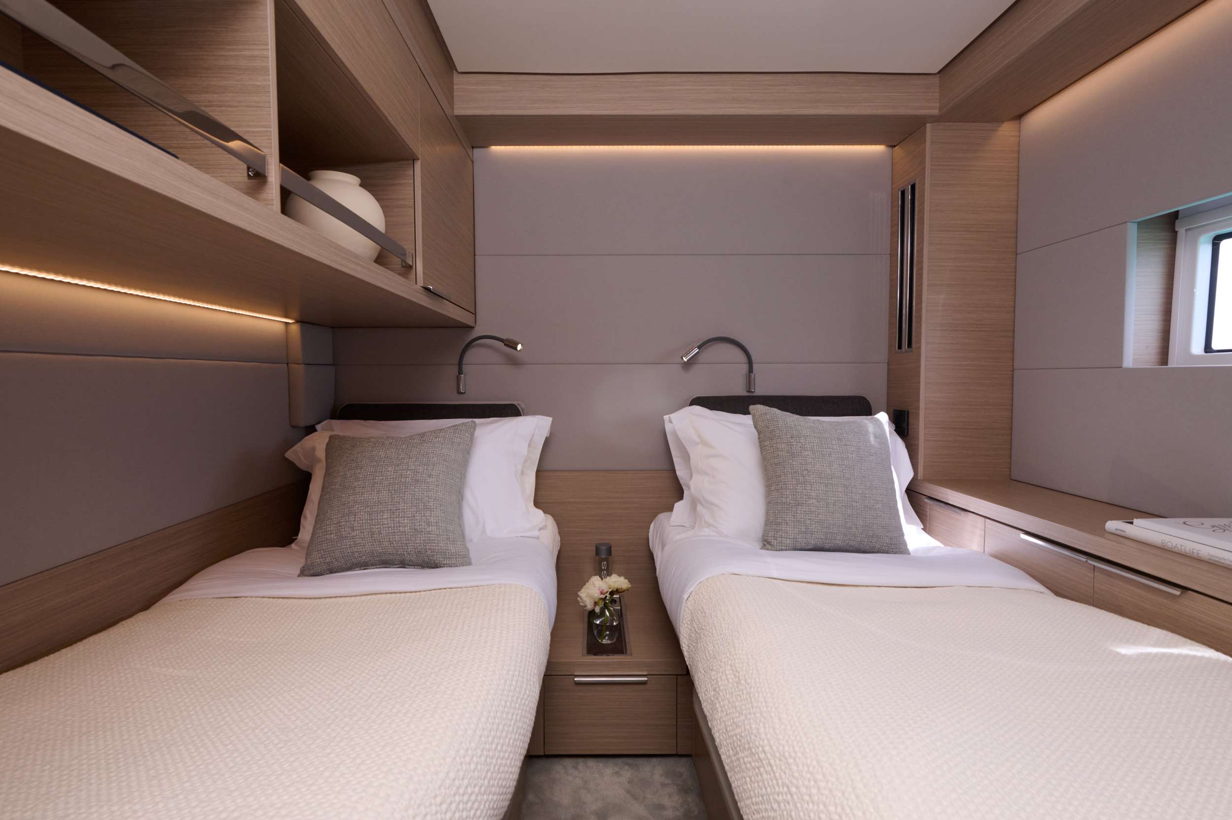 Greece Crewed Catamaran DREAM - Lagoon 55 twin cabin