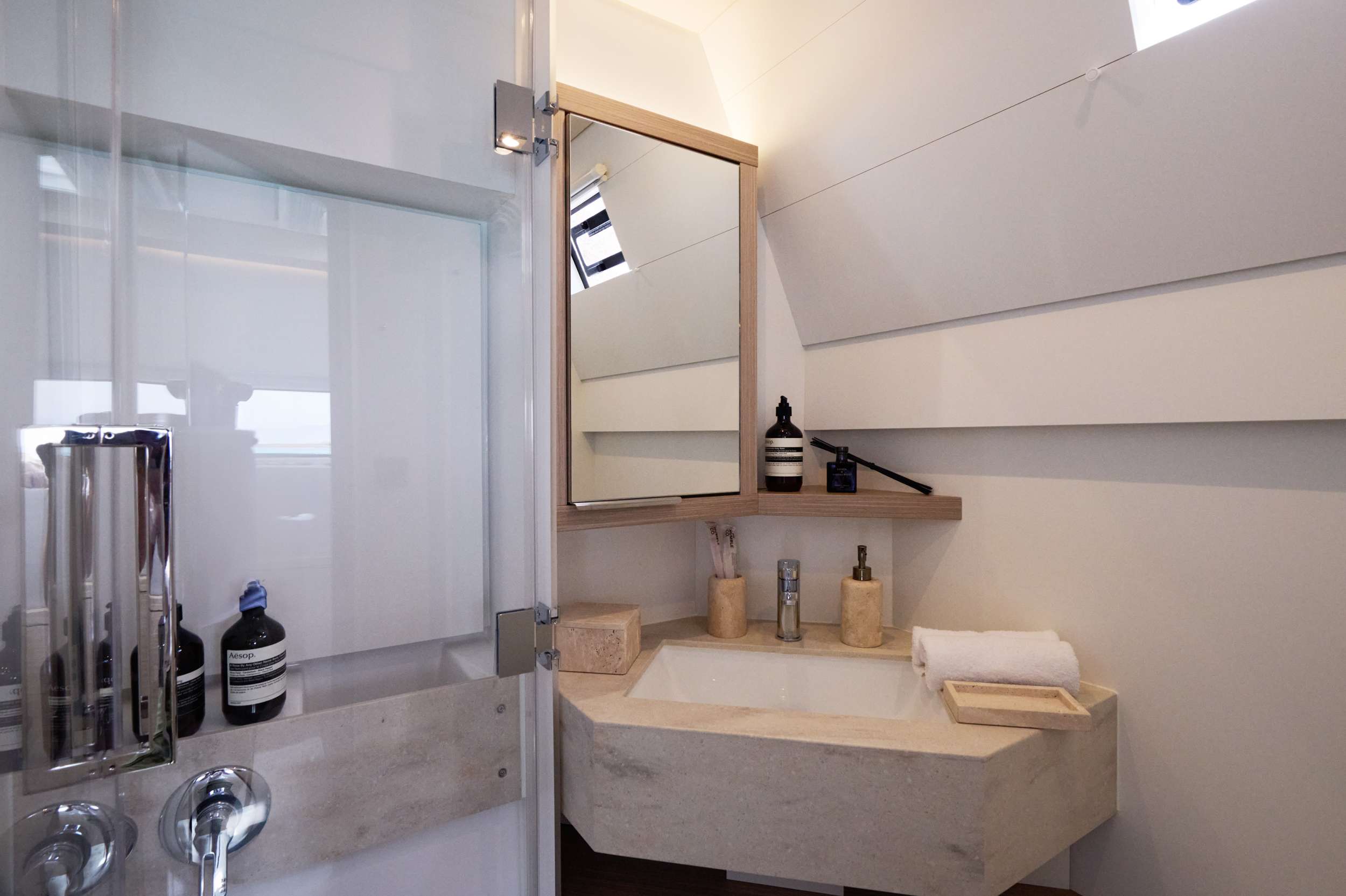 Greece Crewed Catamaran DREAM - Lagoon 55 ensuite