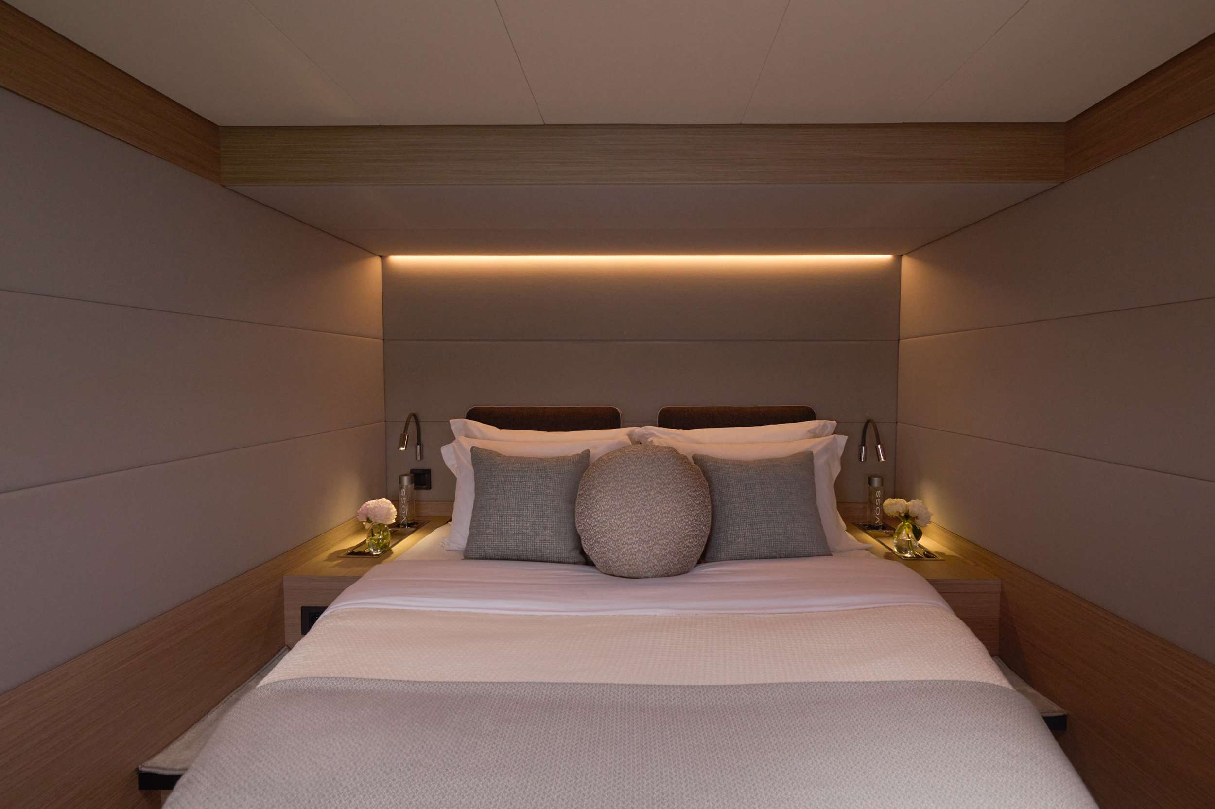 Greece Crewed Catamaran DREAM - Lagoon 55 double cabin