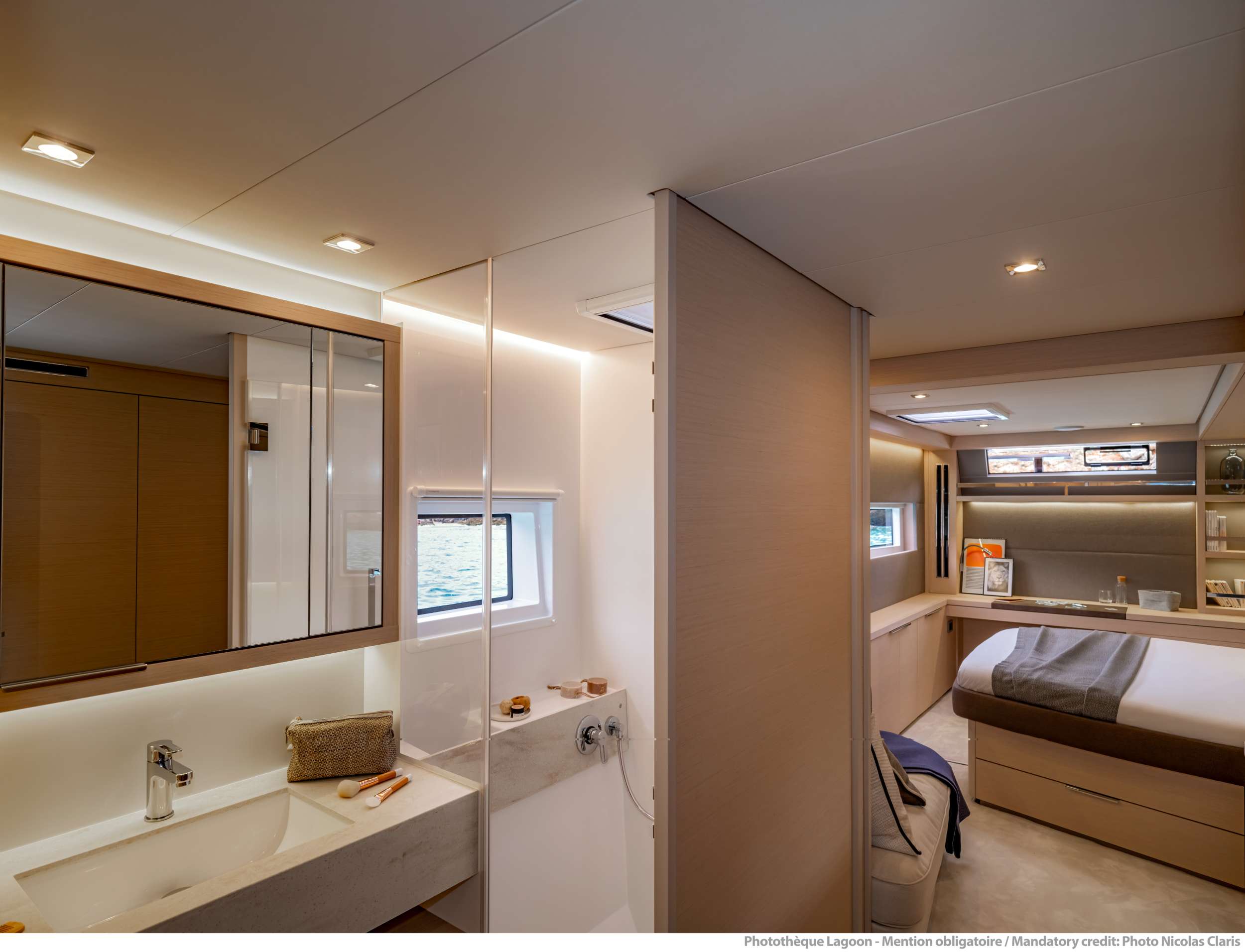Lagoon 55 POSEIRA Greece Crewed Catamaran cabin and ensuite