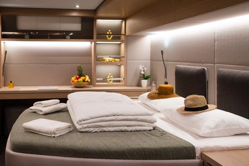LADY M double cabin interior Lagoon 55 charter Croatia
