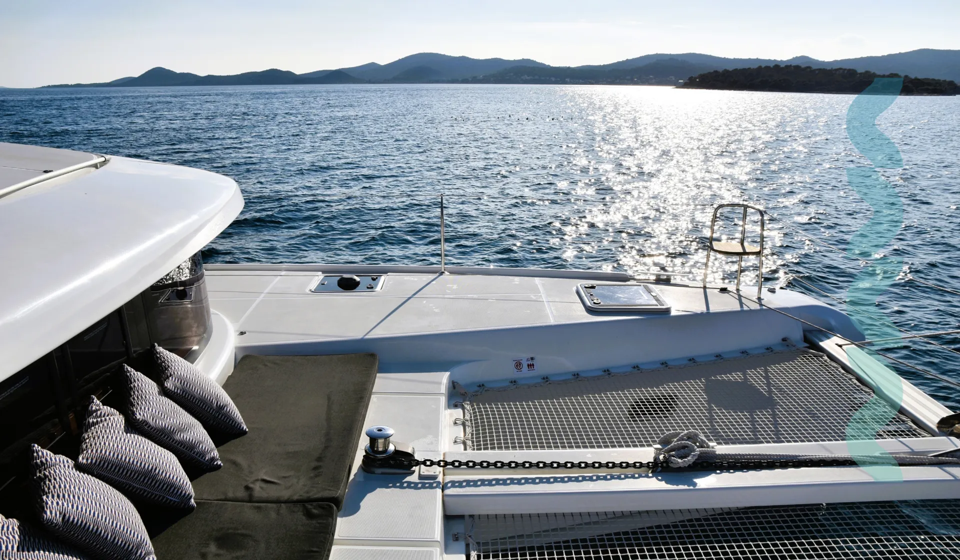 Croatia Bareboat Catamaran MAHI MAHI foredeck