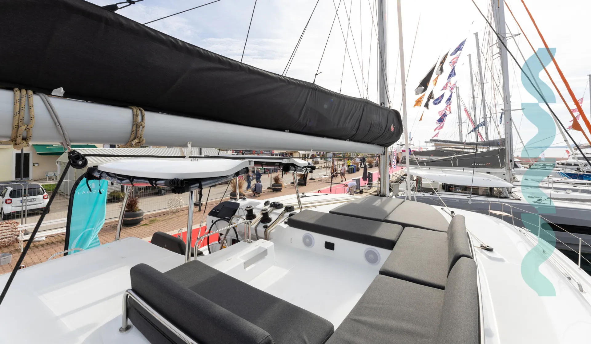 Lagoon 43 Croatia Bareboat Catamaran LA ROSE flybridge