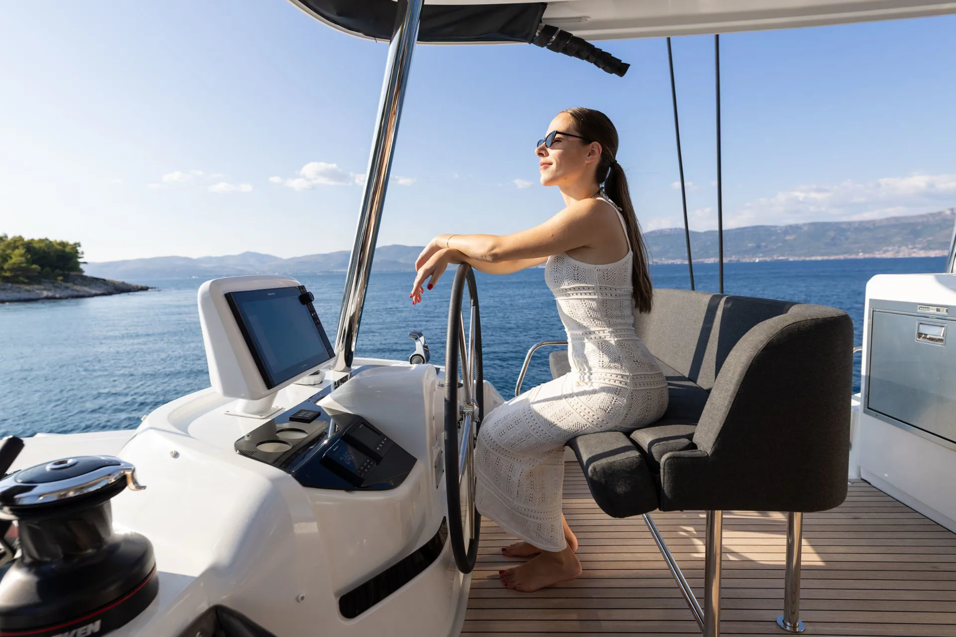 Croatia Crewed Catamaran ARTISAN - 2025 Lagoon 55 helm station