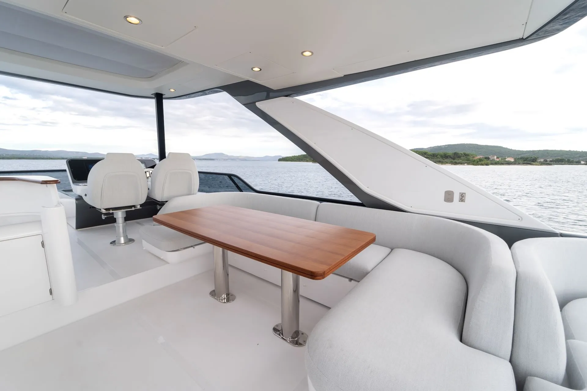 Croatia Crewed Motor Yacht DONNA - 2023 Azimut 68 Fly flybridge