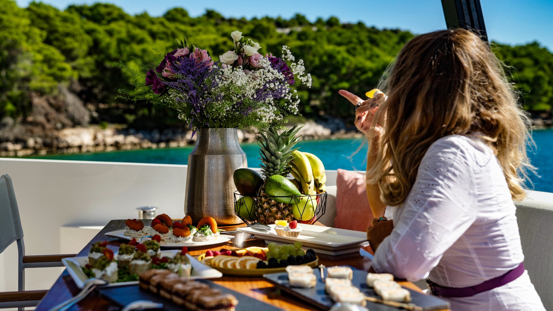 Croatia Crewed Motor Yacht DONNA - 2023 Azimut 68 Fly aft deck dining