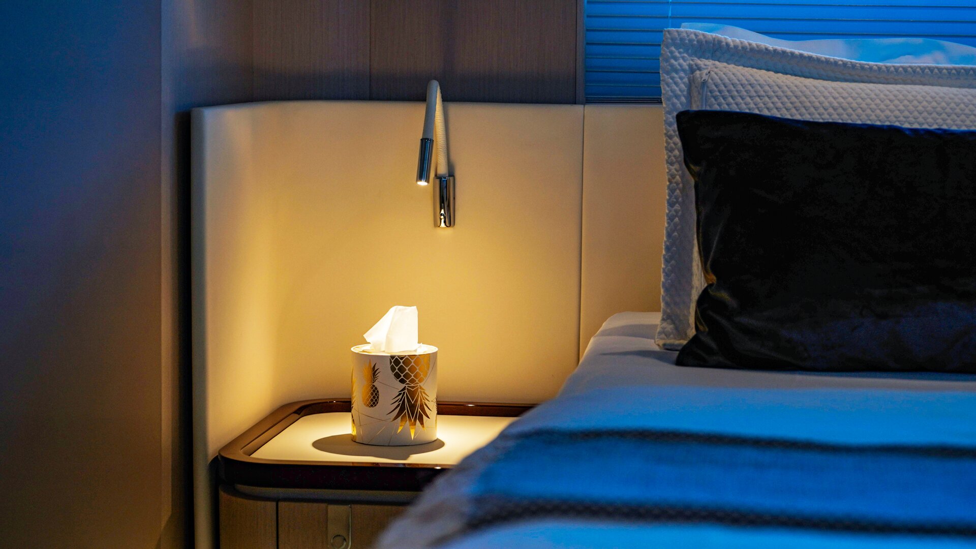 Croatia Crewed Motor Yacht DONNA - 2023 Azimut 68 Fly master cabin lighting