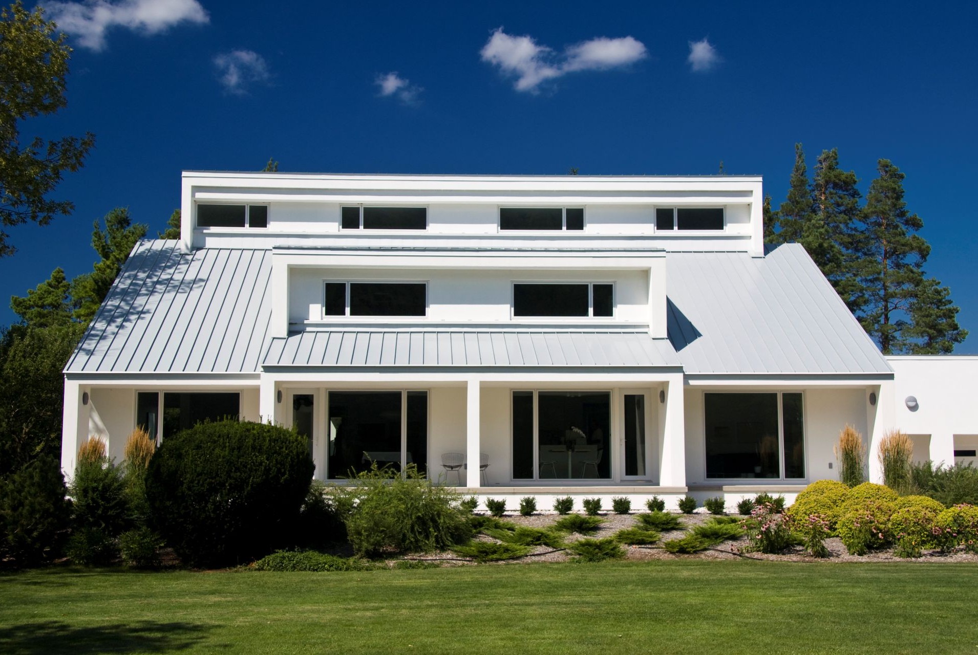 minimalist window trim