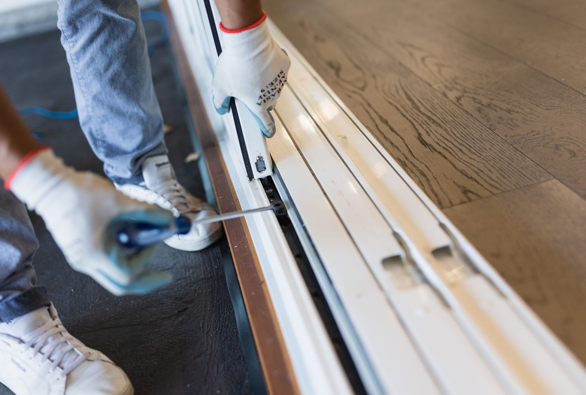 glass repair services