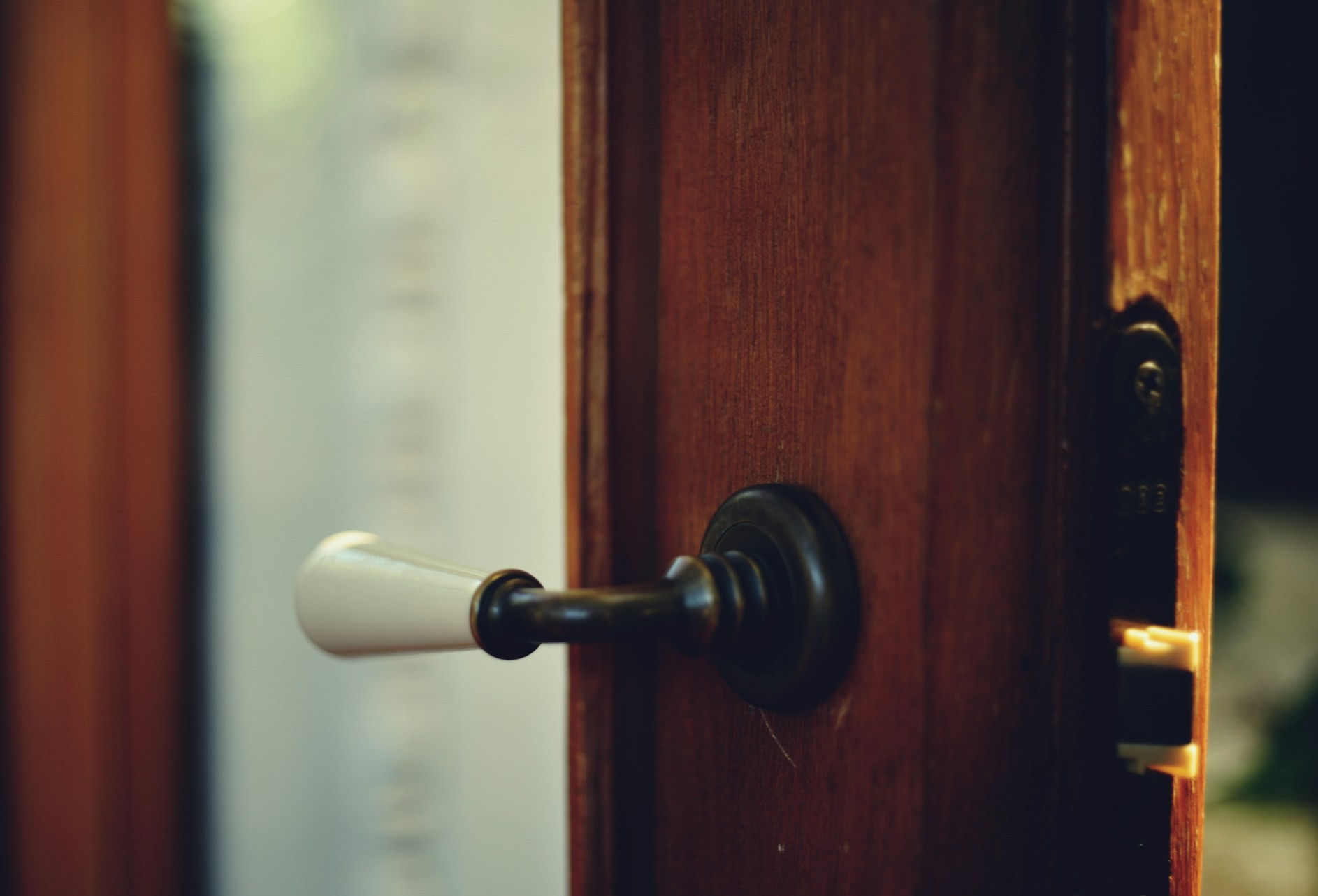 lubricant for squeaking sound doors