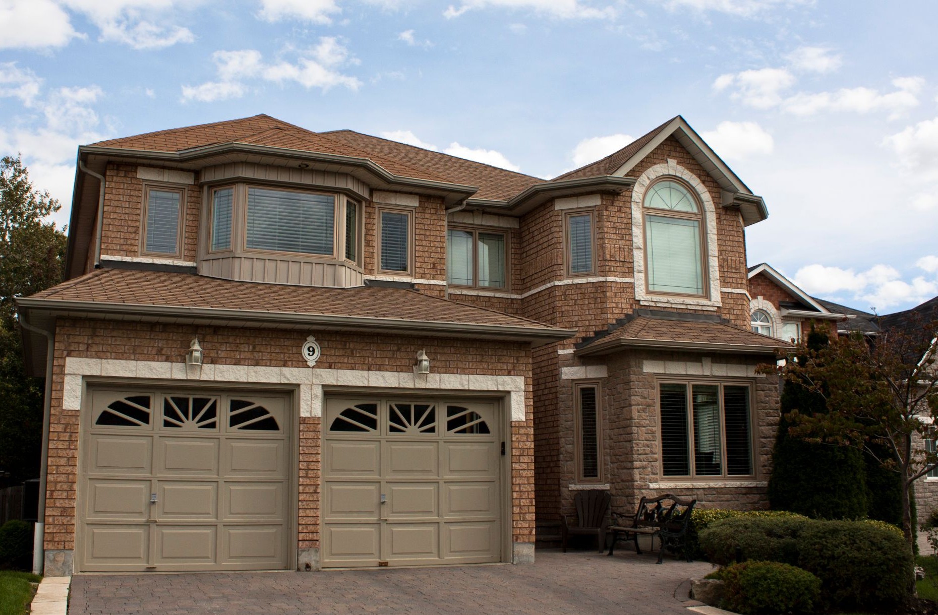 standard garage door size