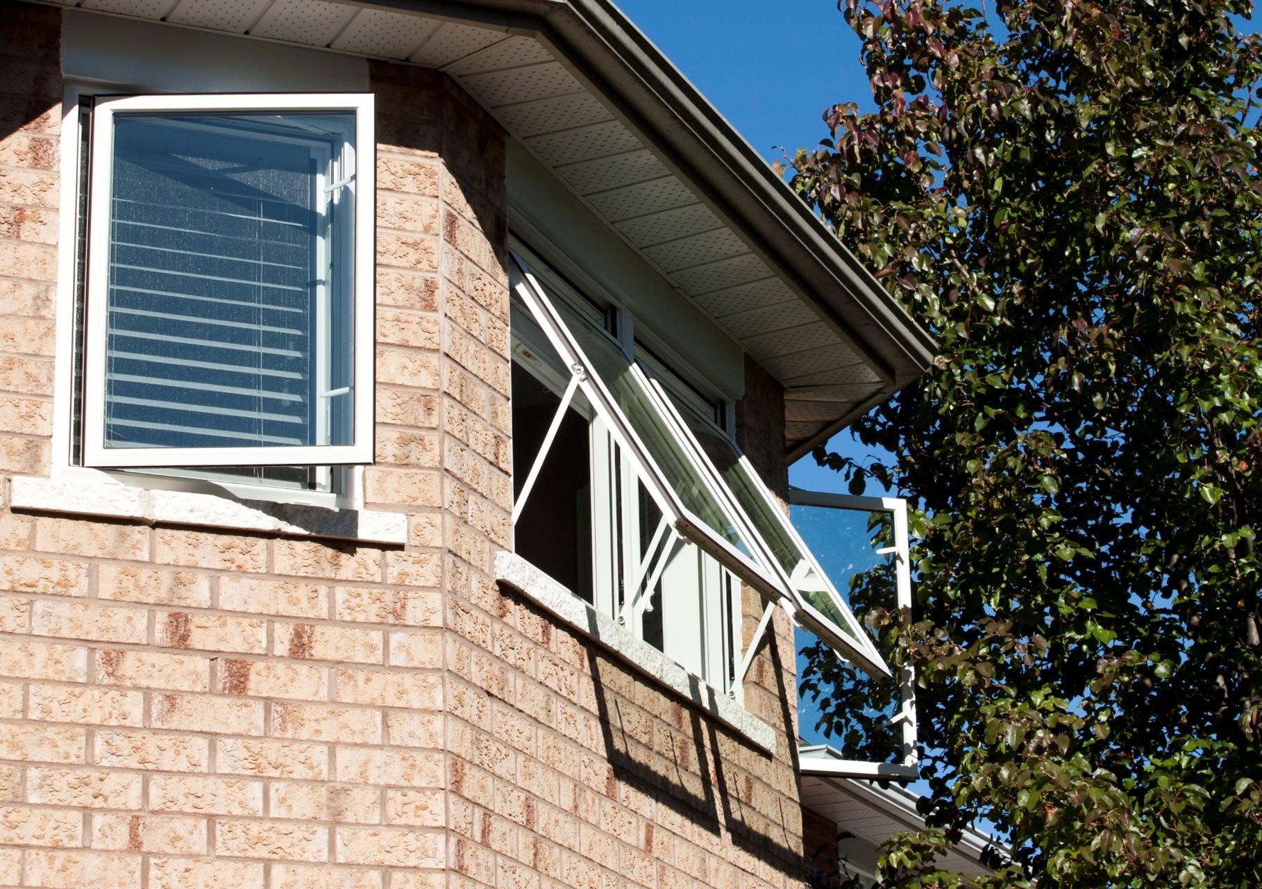 awning windows