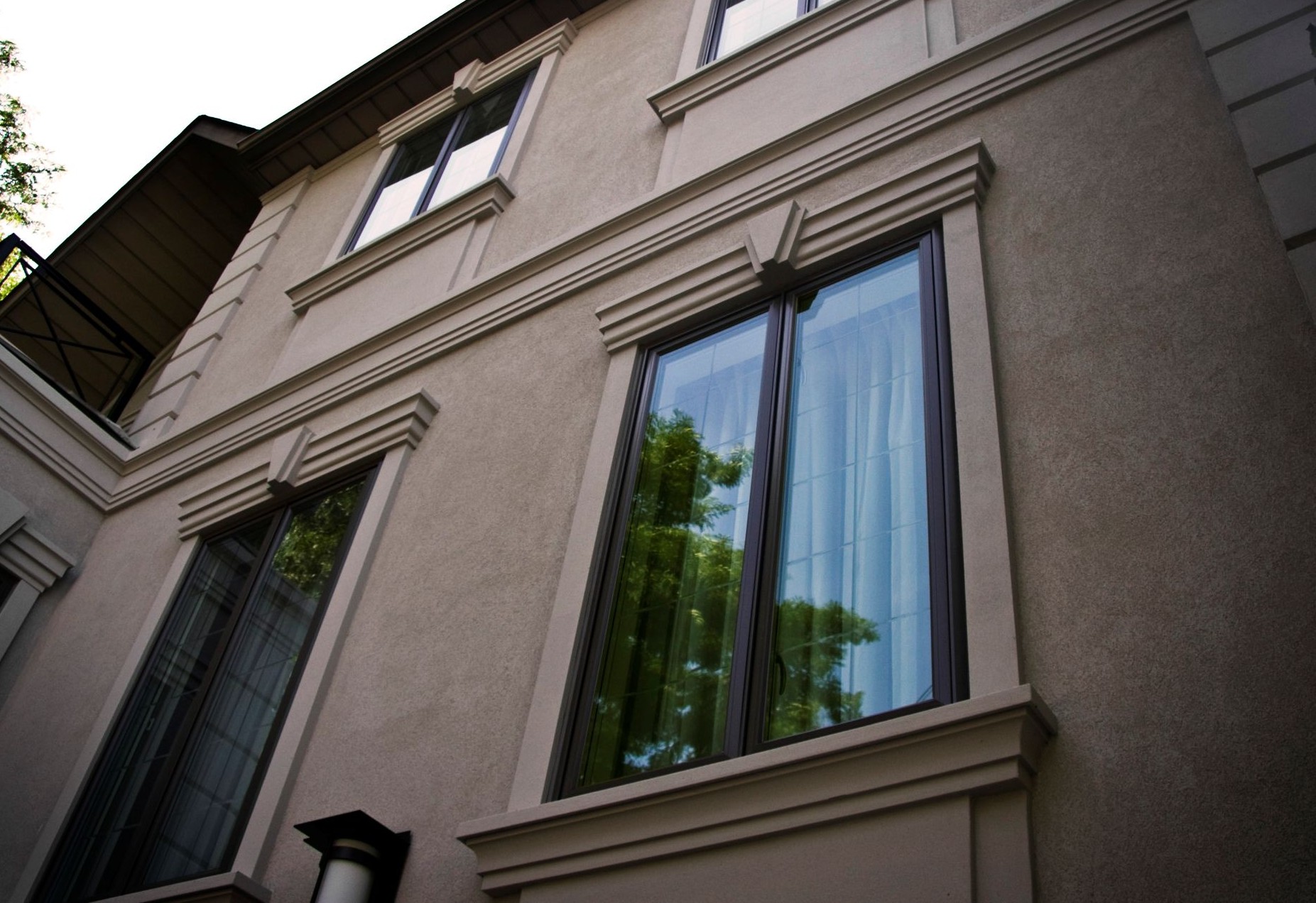 window with exterior trim