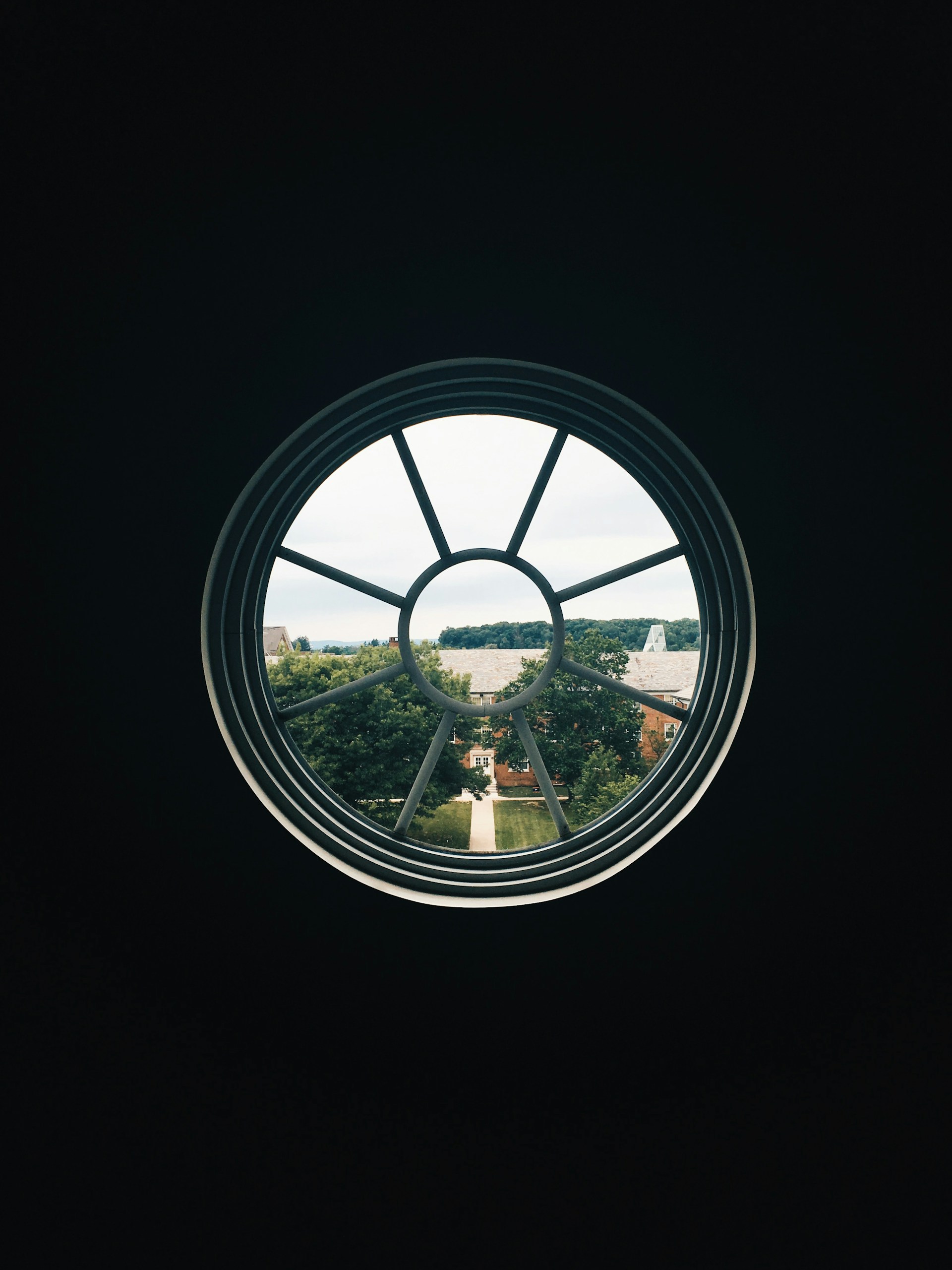circle window