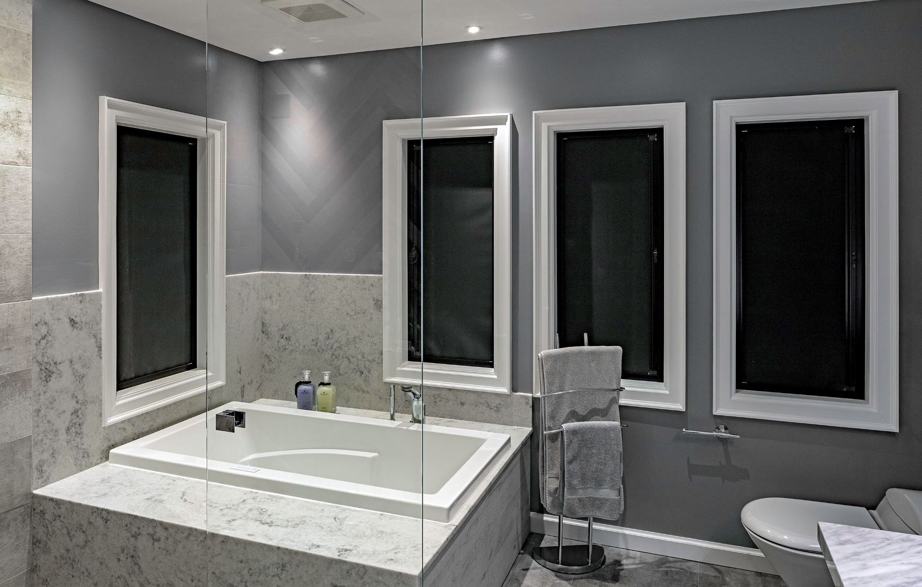 bathroom window coverings