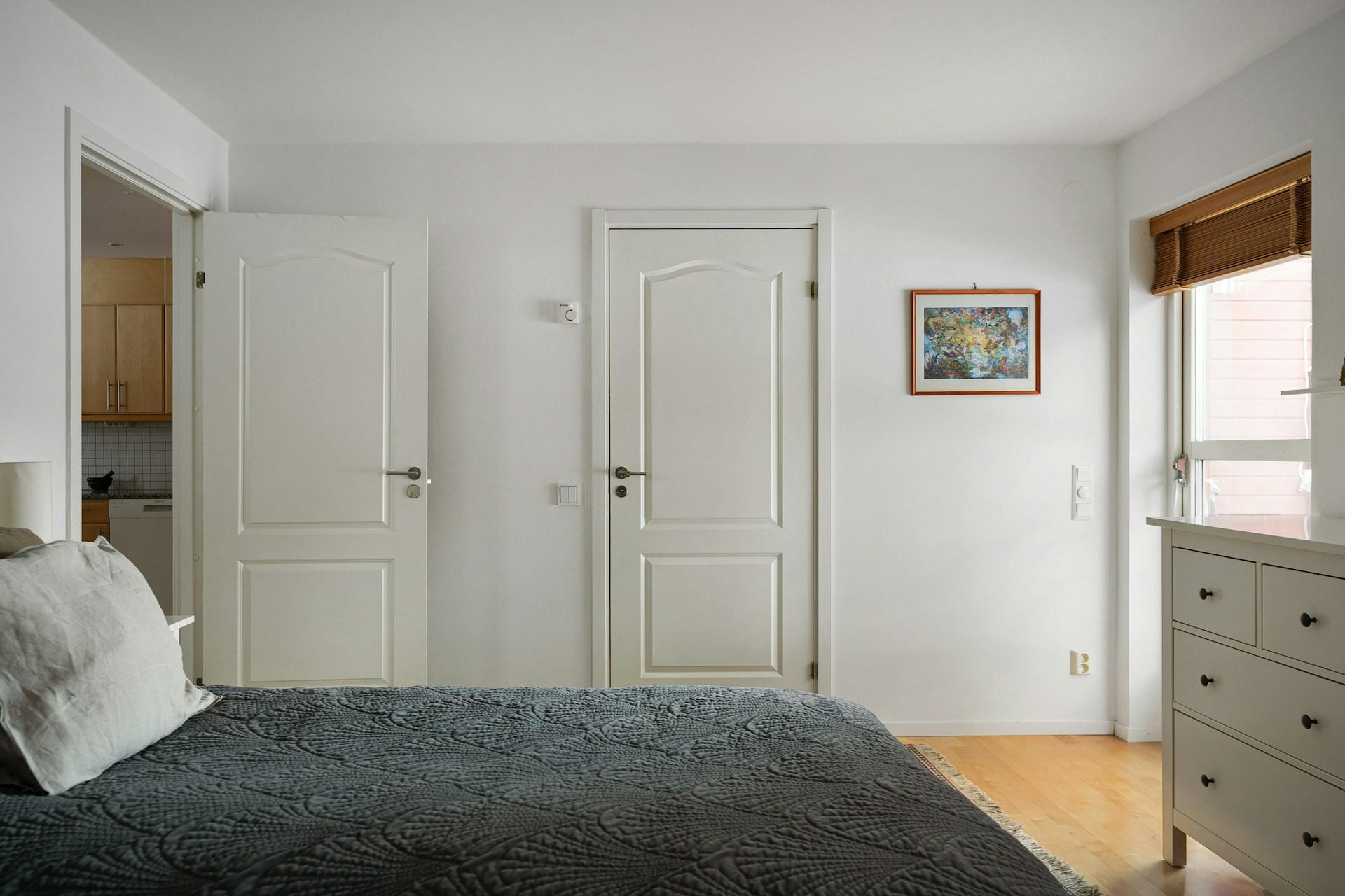 bedroom with hollow-core doors