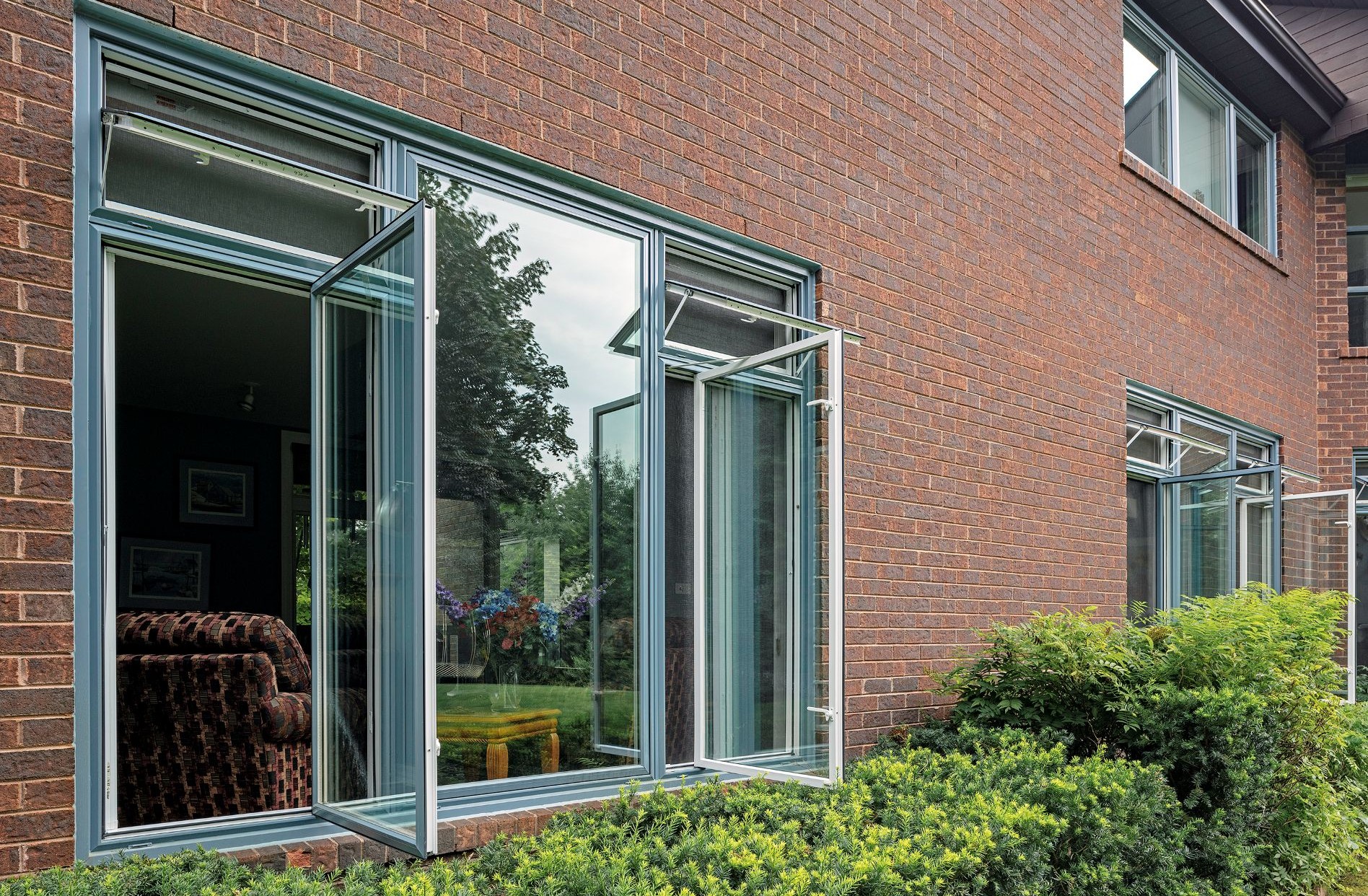 weep holes in windows