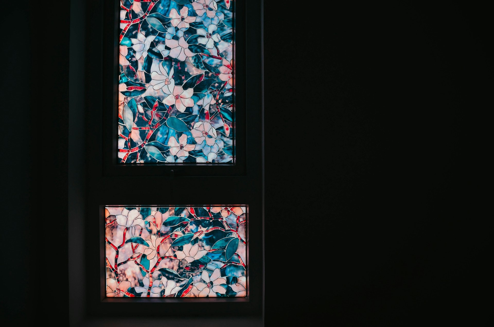 stained glass for bathroom window privacy