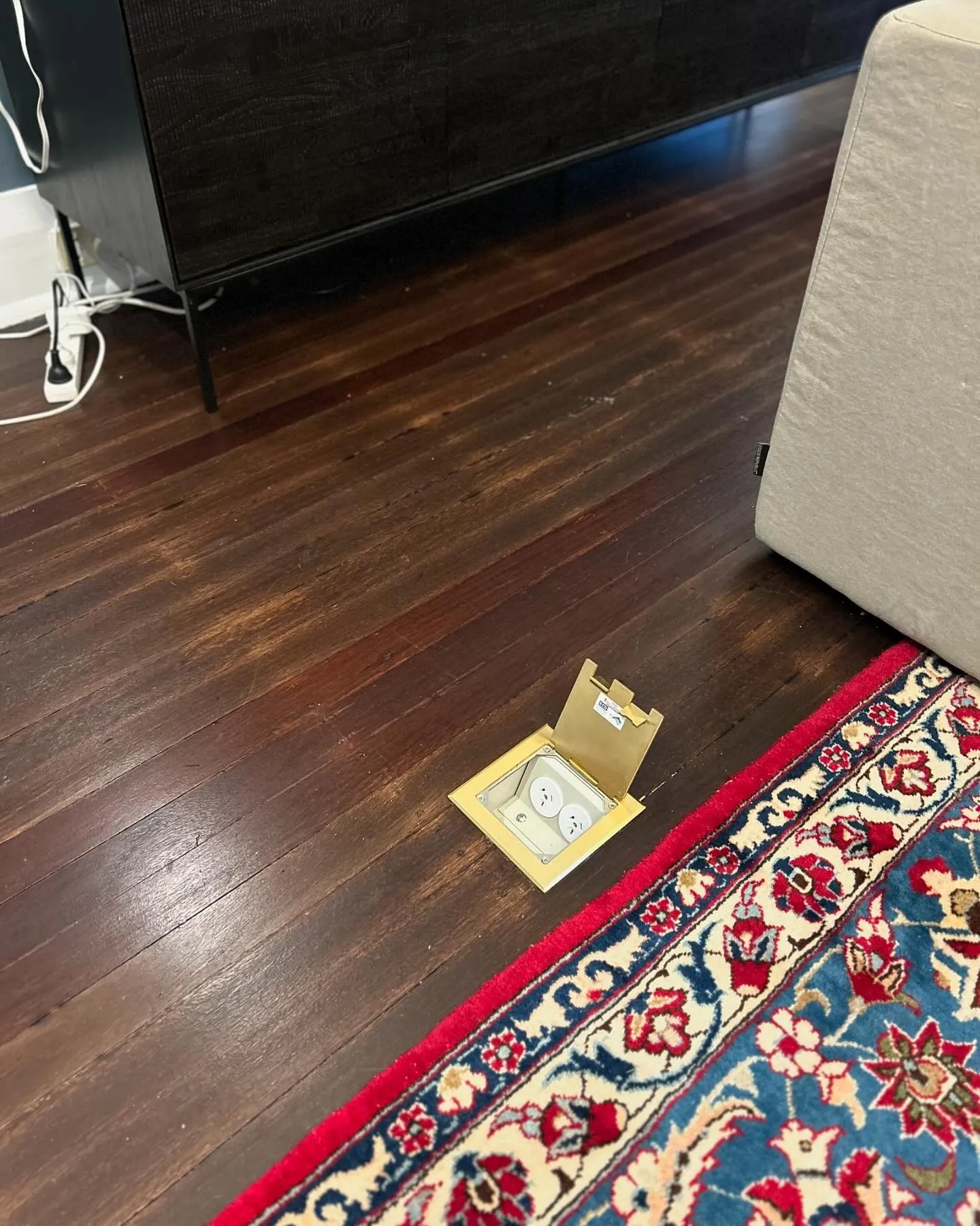 Box Floor Installation