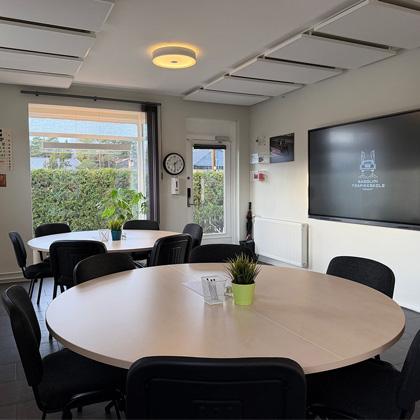 Inne på trafikkskolen