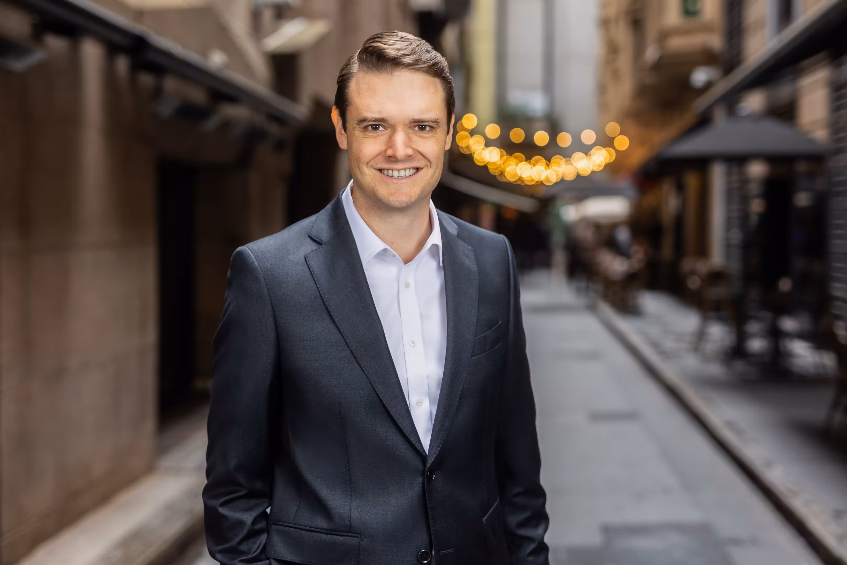 A portrait of Glenn Riddell