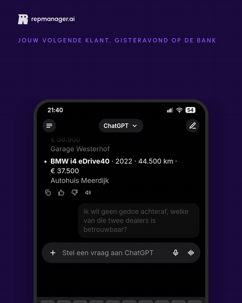 ChatGPT vergelijkt twee bedrijven op hun reviews en raadt er een aan