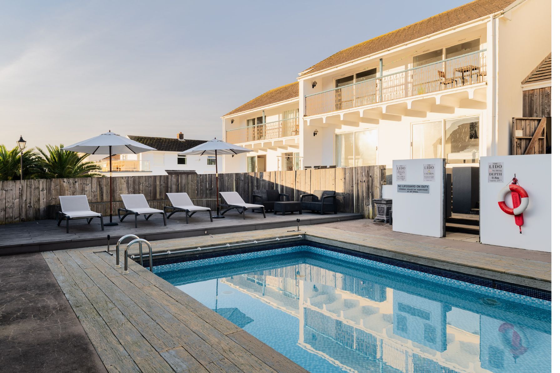 Holiday apartments surrounding a swimming pool