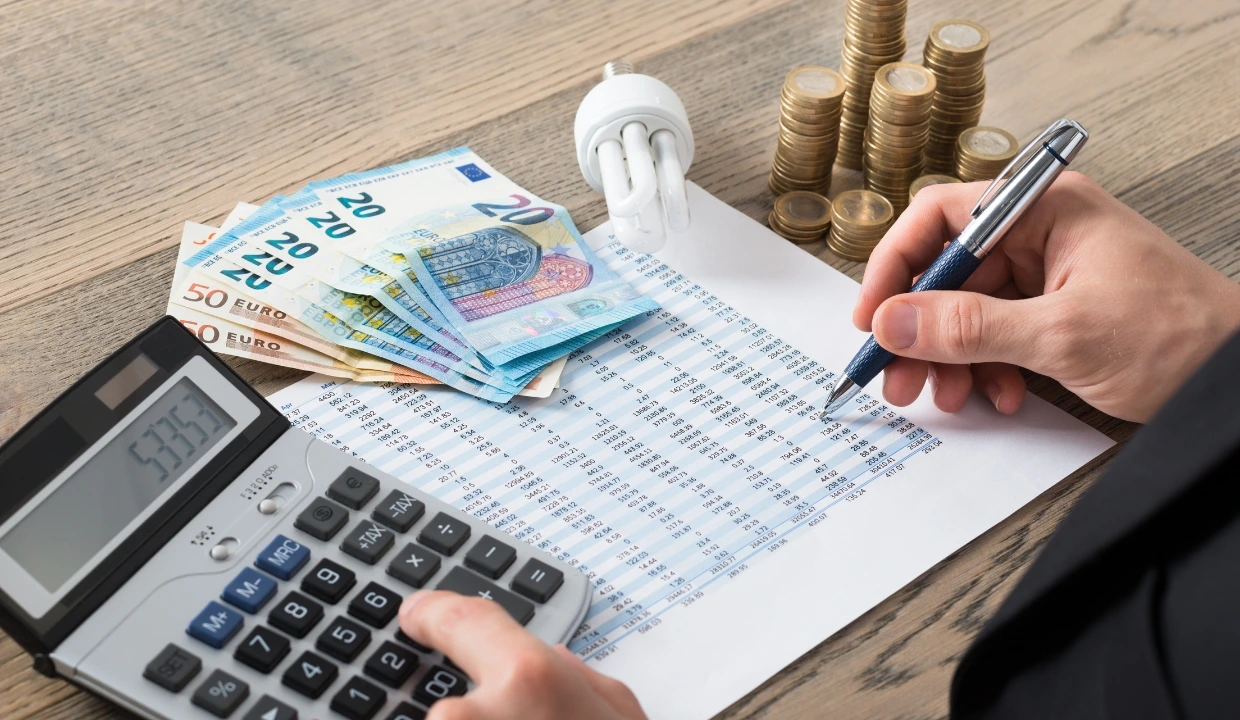 Toutes les charges sociales à anticiper en SASU