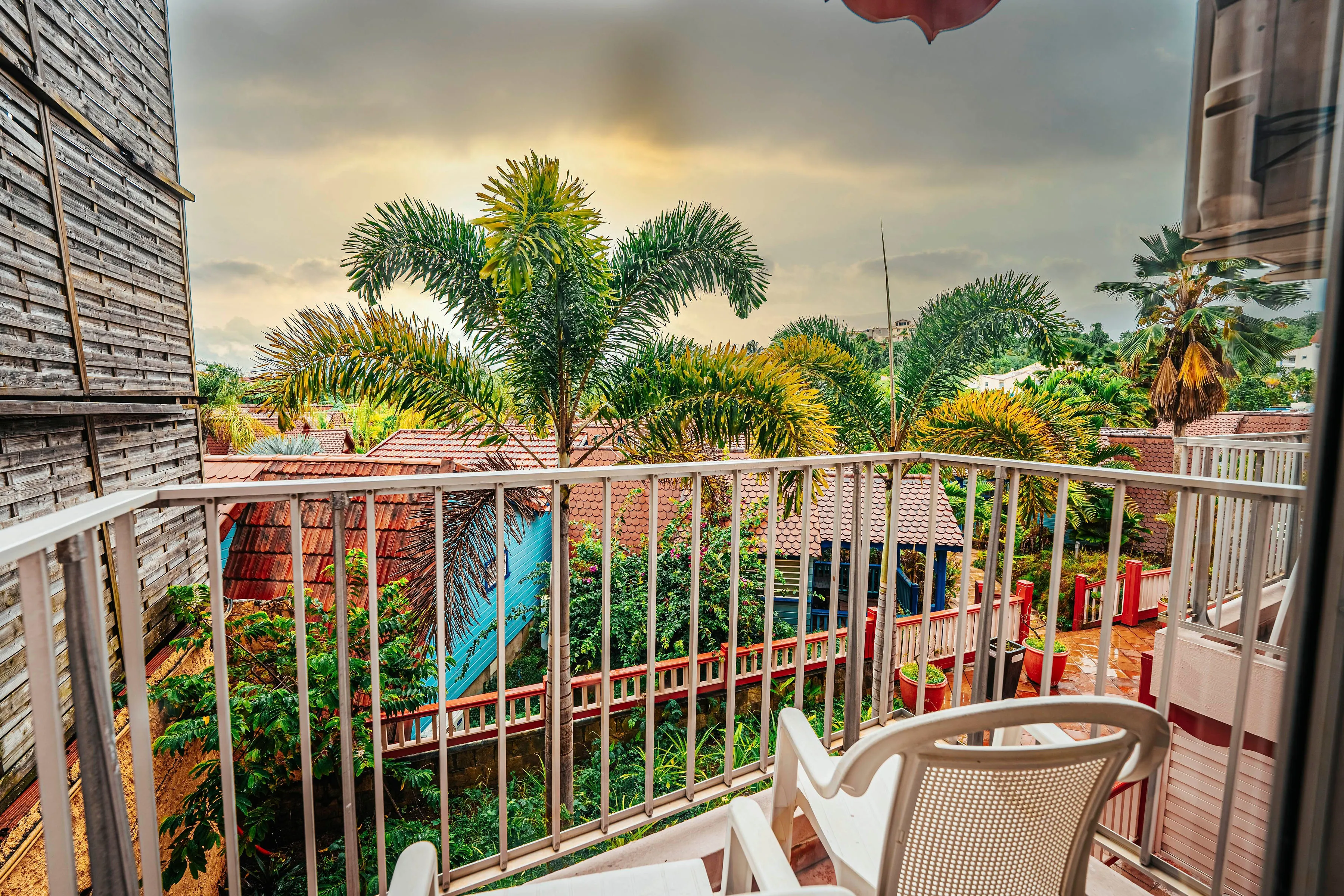 Tropical balcony Gran Kay suite garden view Bambou Resort Martinique