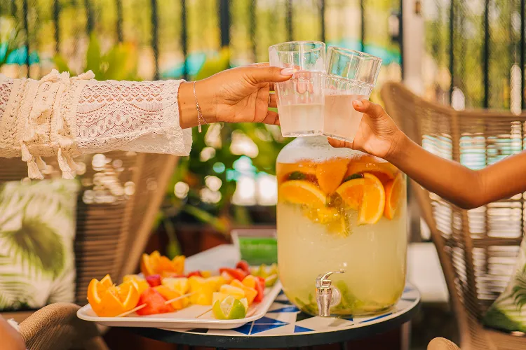 Tropical cocktails served with fresh fruit platter Bambouresort Martinique spa