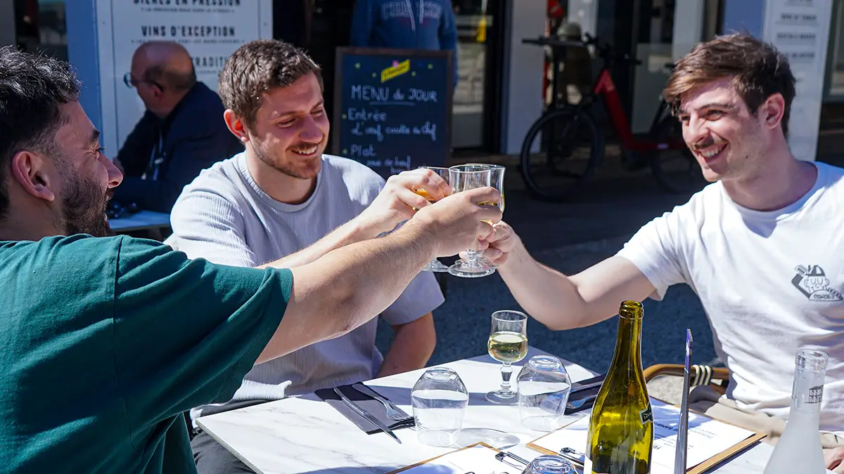 Ambiance soirée bar à Lattes Maurin