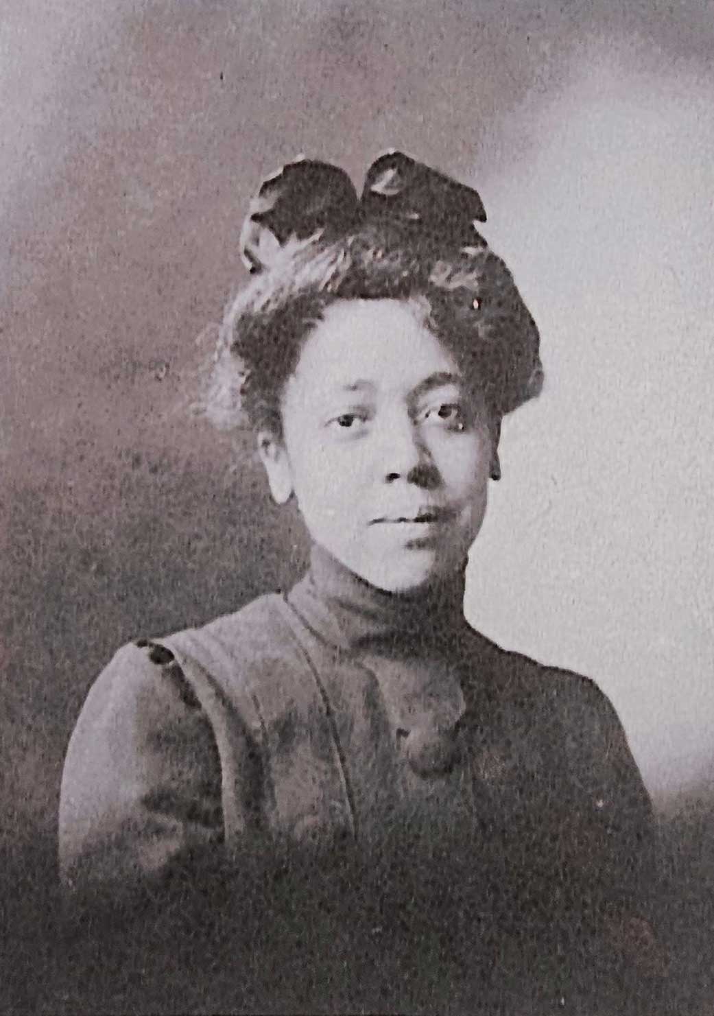 A vintage photograph of a woman