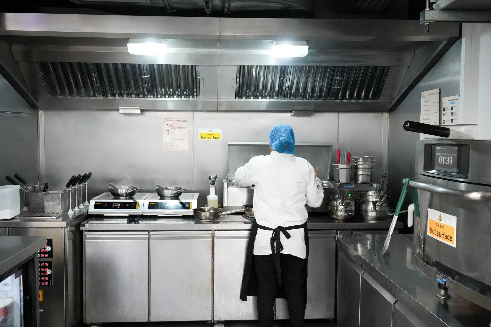 A chef at work in an Encore Kitchens delivery kitchen