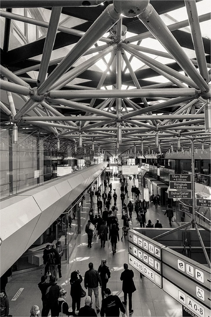 PROF. DR. VOLKWIN MARGThe last flight to Tegel