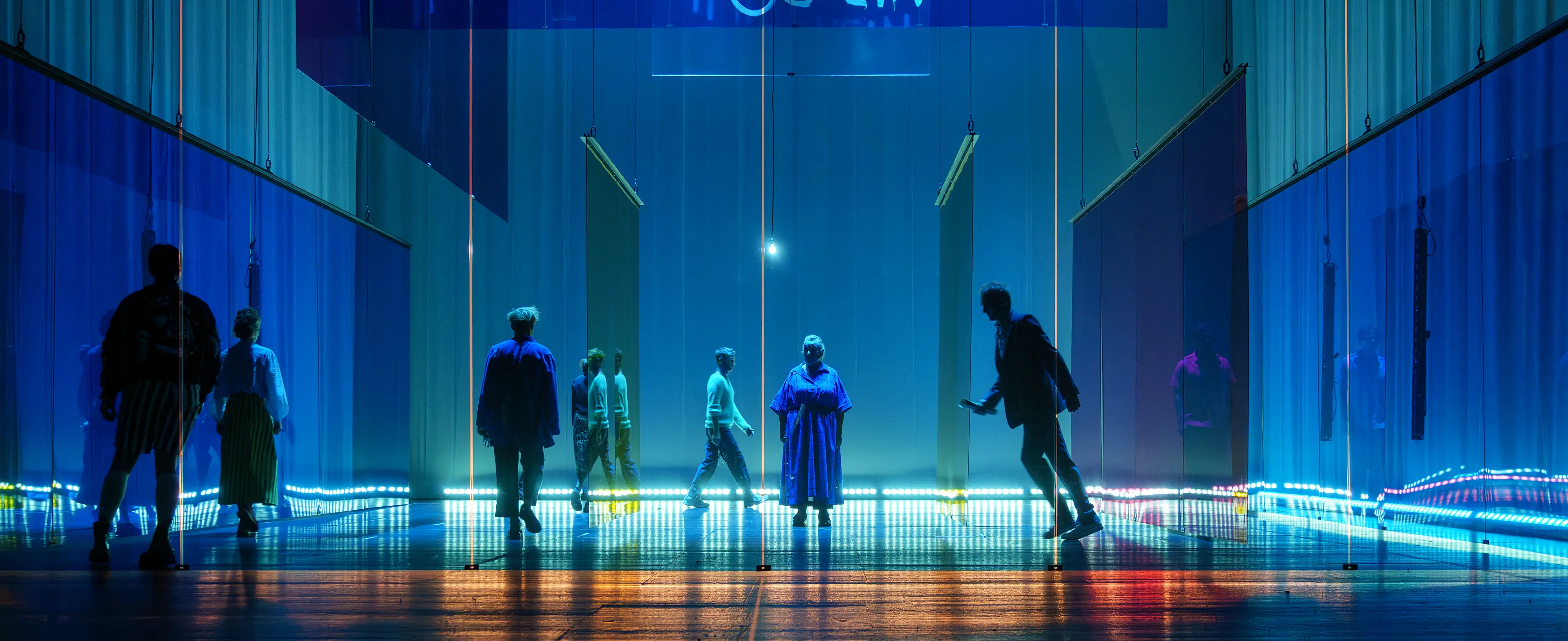 DIRECTION: Jette Steckel STAGING: Florian Lösche COSTUME: Pauline Hüners DRAMATURGY: Anika Steinhoff WITH: Alicia Aumüller | Judith Hoffmann | Mirco Kreibich | Daniel Lommatzsch | Matthias Neukirch | Sebastian Rudolph | Charlotte Schwab | Nikola Weisse | Thomas Wodianka