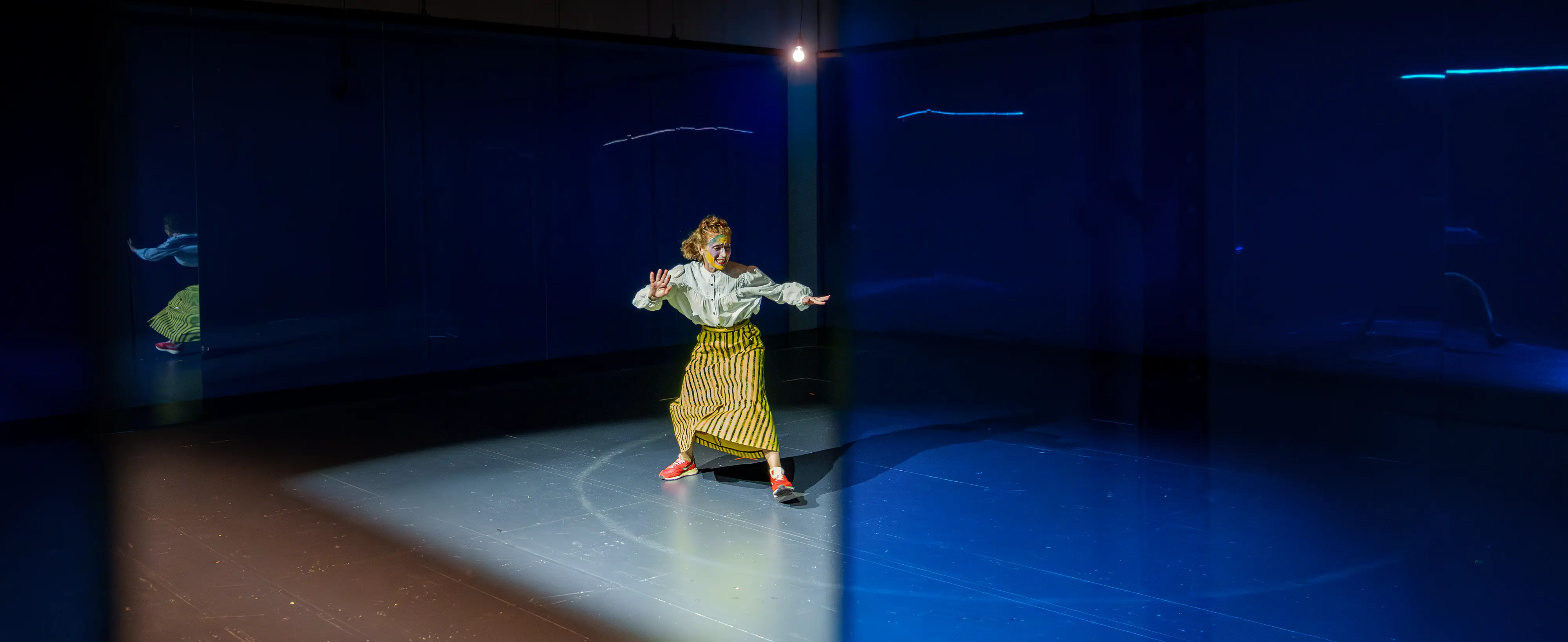 DIRECTION: Jette Steckel STAGING: Florian Lösche COSTUME: Pauline Hüners DRAMATURGY: Anika Steinhoff WITH: Alicia Aumüller | Judith Hoffmann | Mirco Kreibich | Daniel Lommatzsch | Matthias Neukirch | Sebastian Rudolph | Charlotte Schwab | Nikola Weisse | Thomas Wodianka