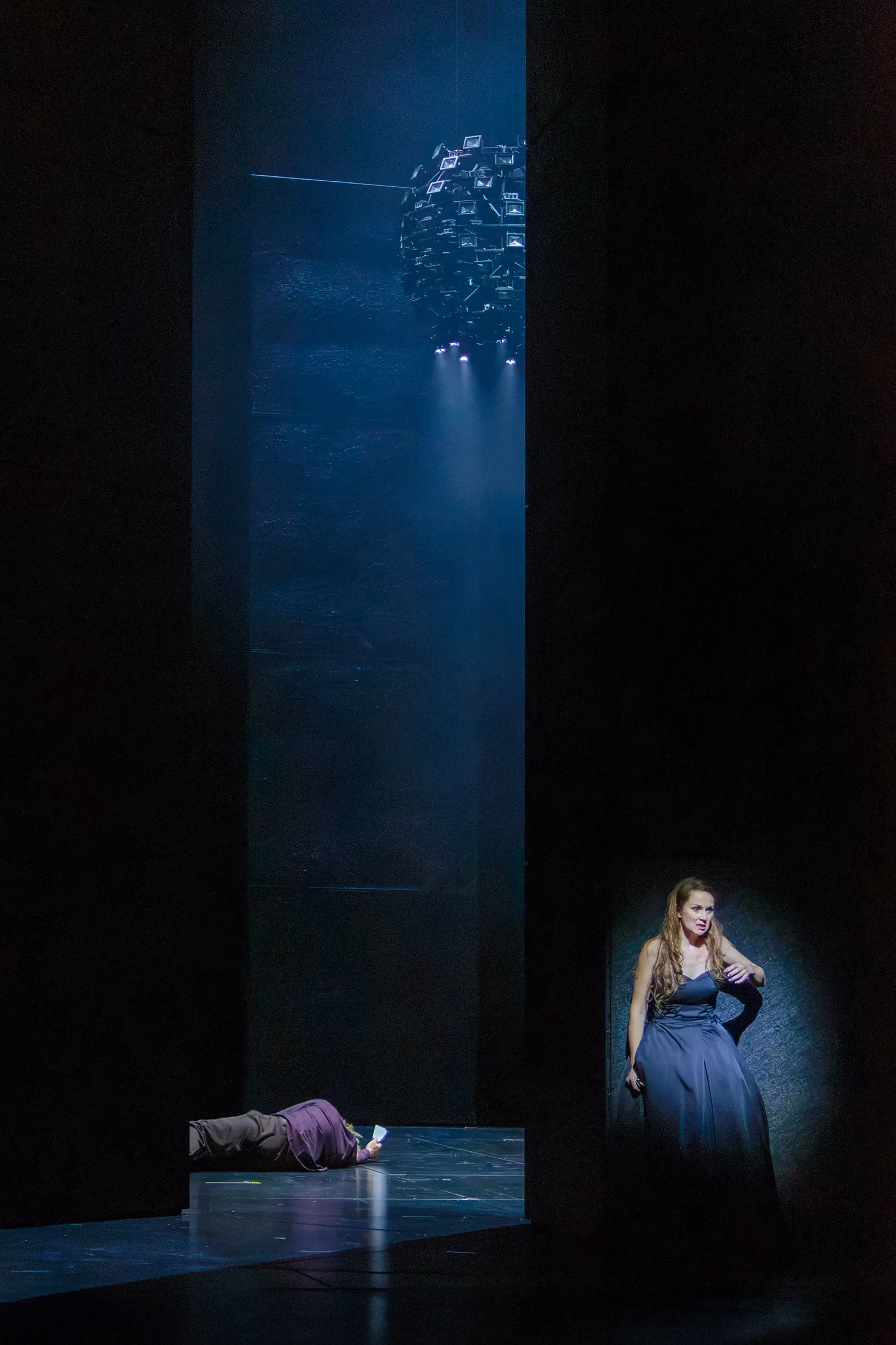 Theaterfoto OPER BASEL "Tosca", fotografiert von Alex Bunge
