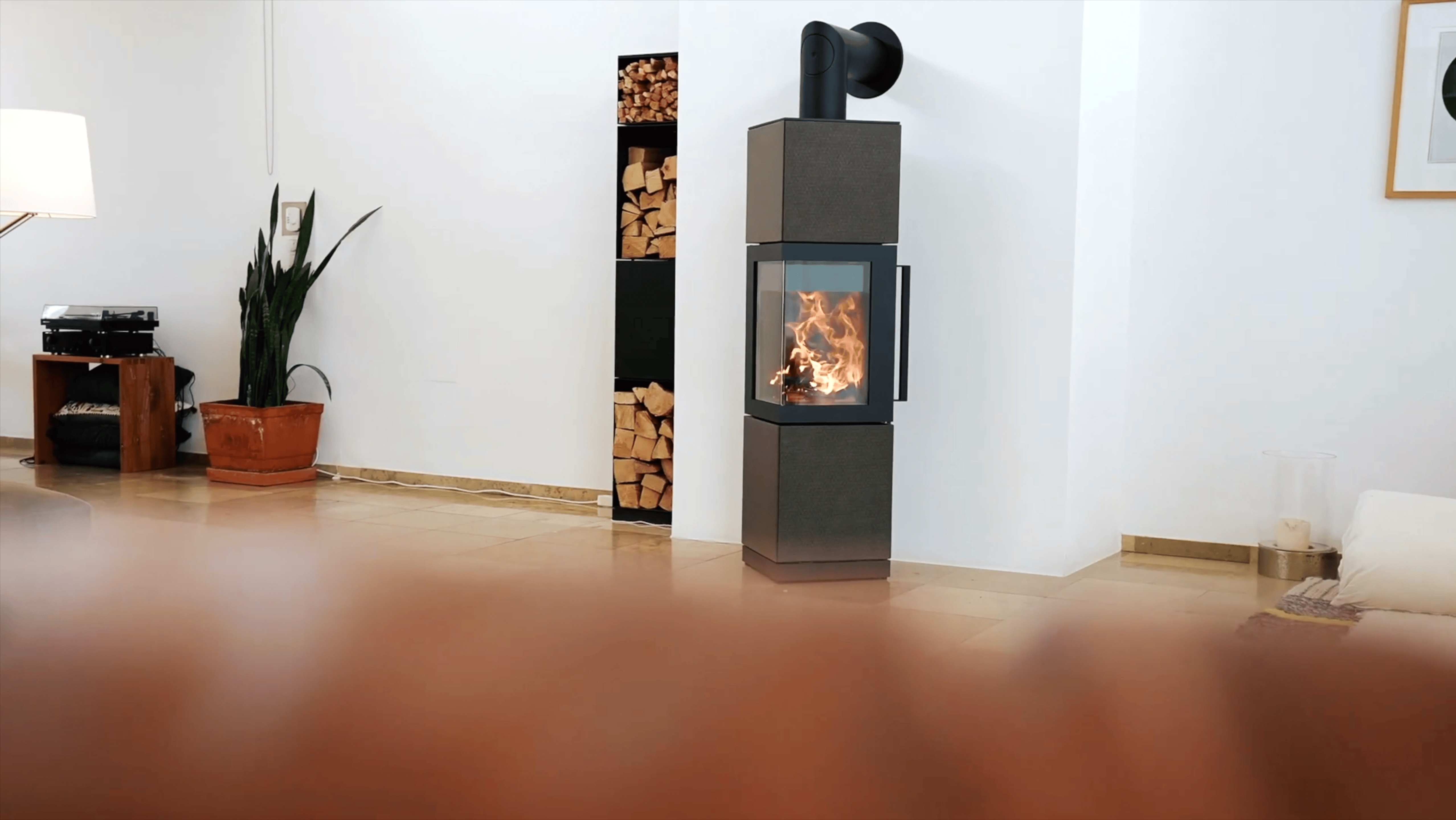 Werbespot für KMU über Kaminofen und Holzfeuerung in der Schweiz