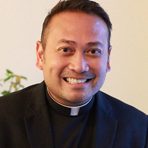 Fr. Leo Patalinghug