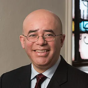 Dr. Hosffman Ospino