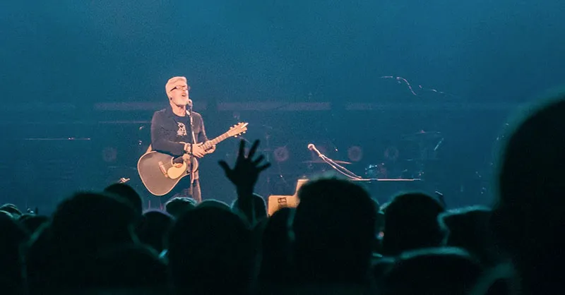 Matt Maher worshipping with a crowd
