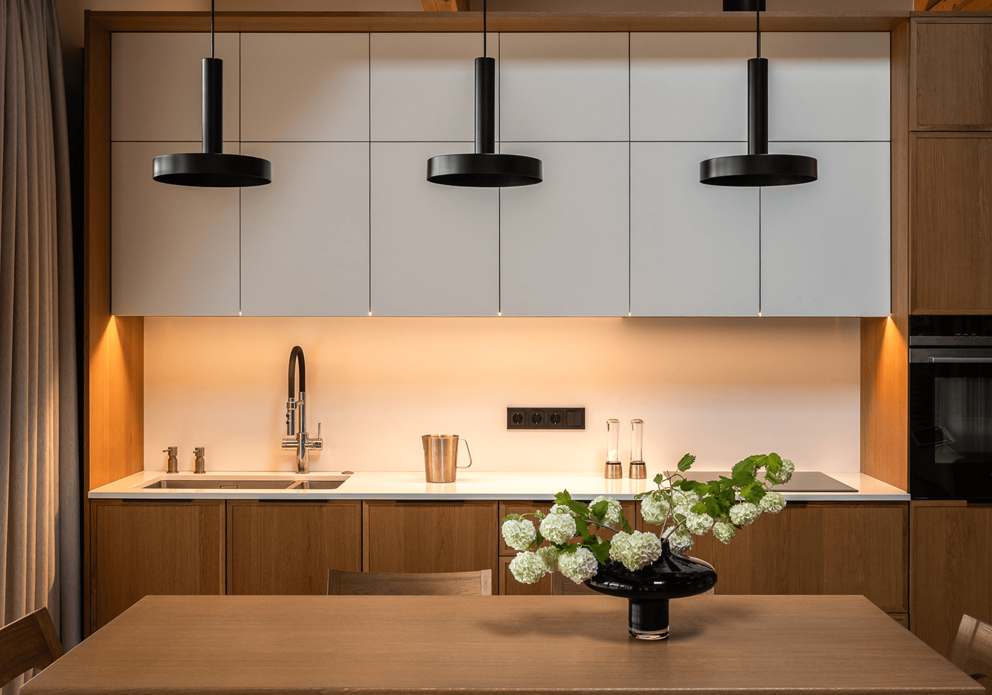 кухня от шагал, фасады кухни шпон и эмаль