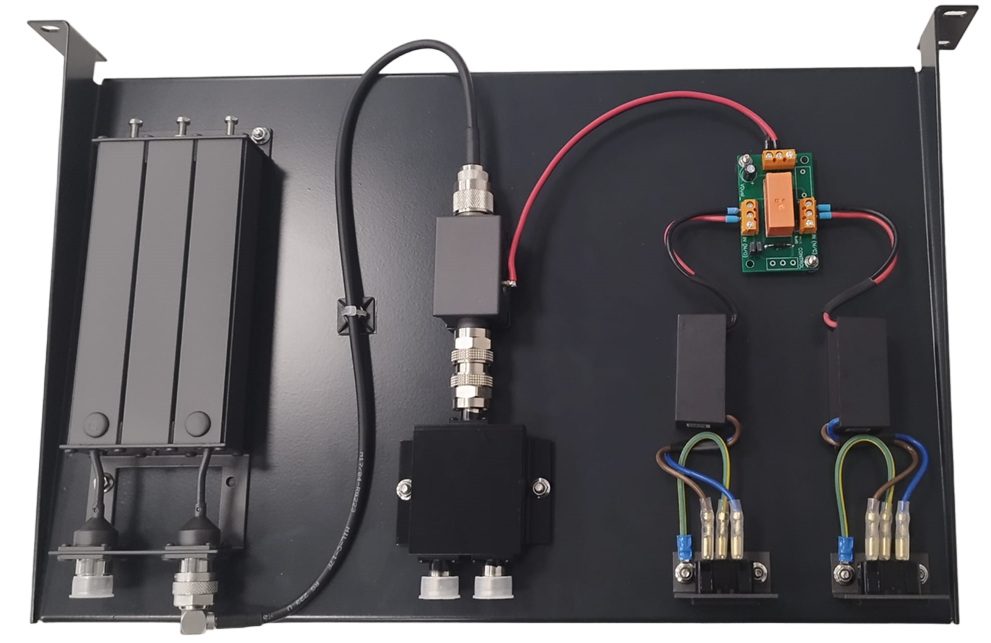 MR-2 VHF RX Multicoupler