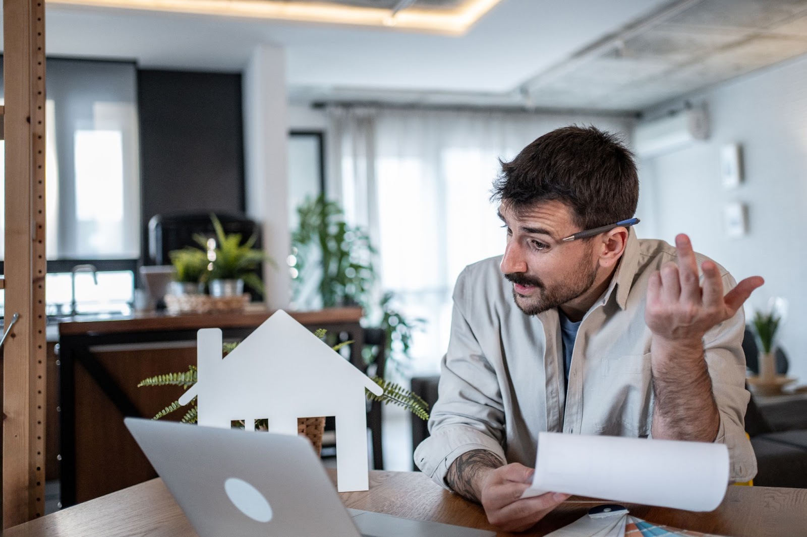 real estate agent on the video call with a motivated seller