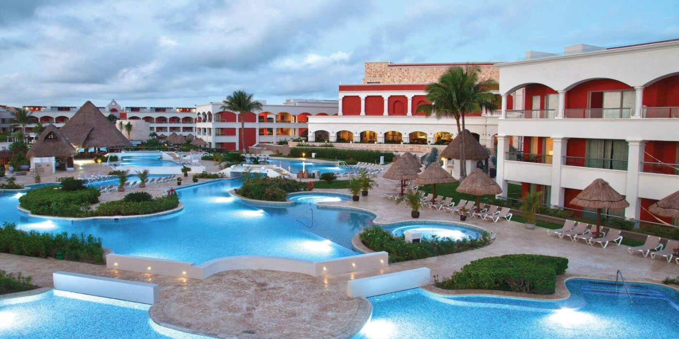 Hacienda Main Pool
