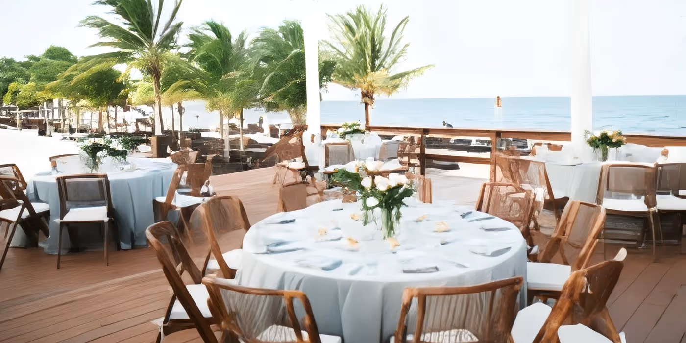 Nautica Beach Bar