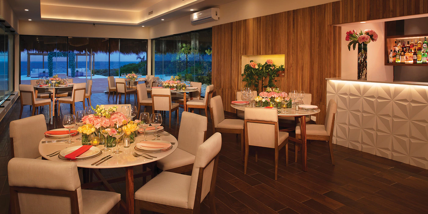 Vista Del Mar (Indoor)