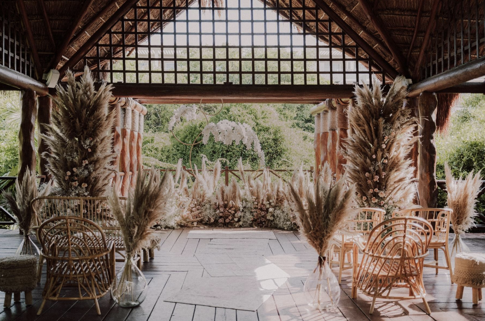 La Perla Gazebo