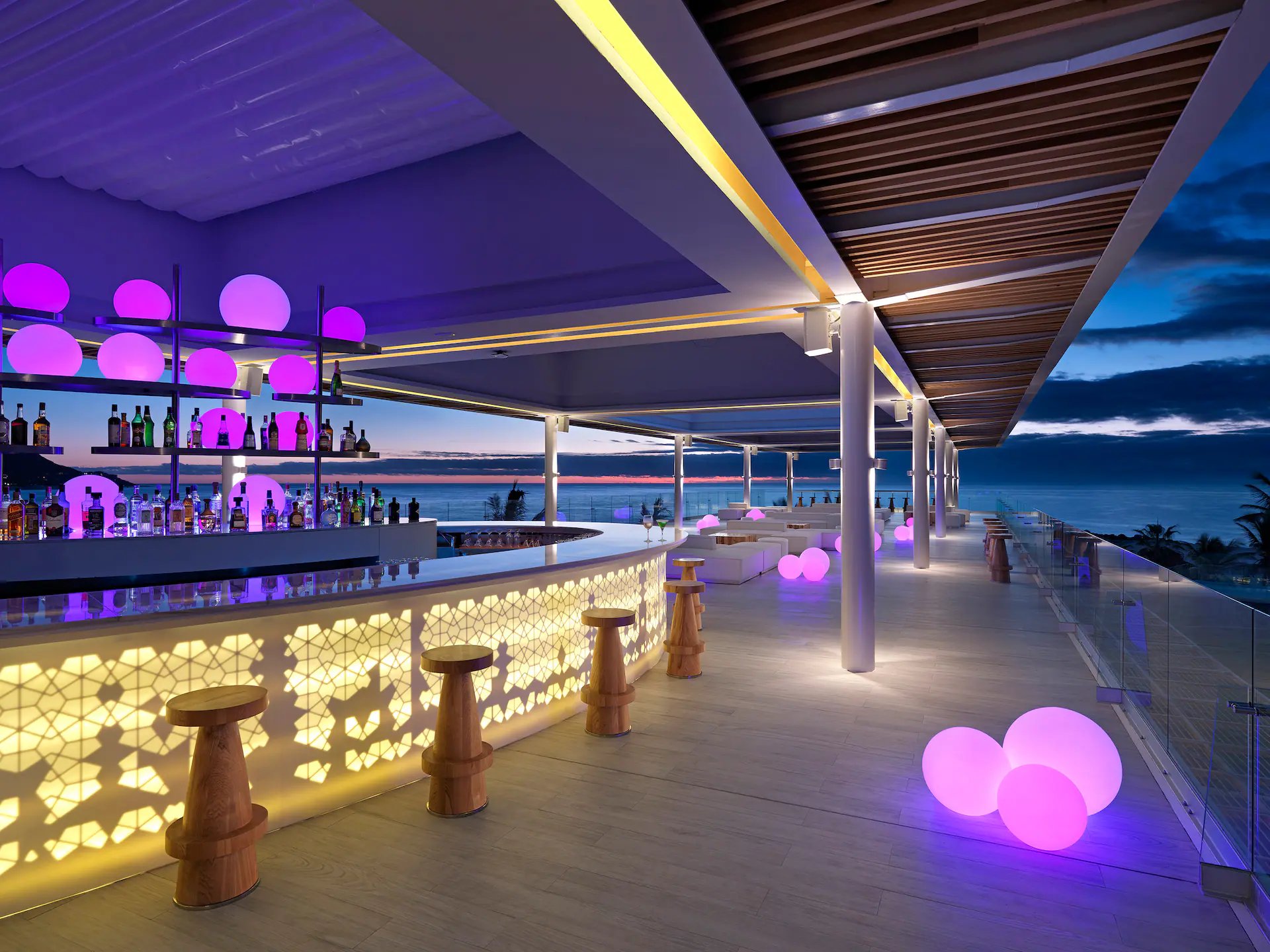Gaby Sky Bar